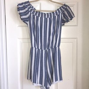 Hollister romper
